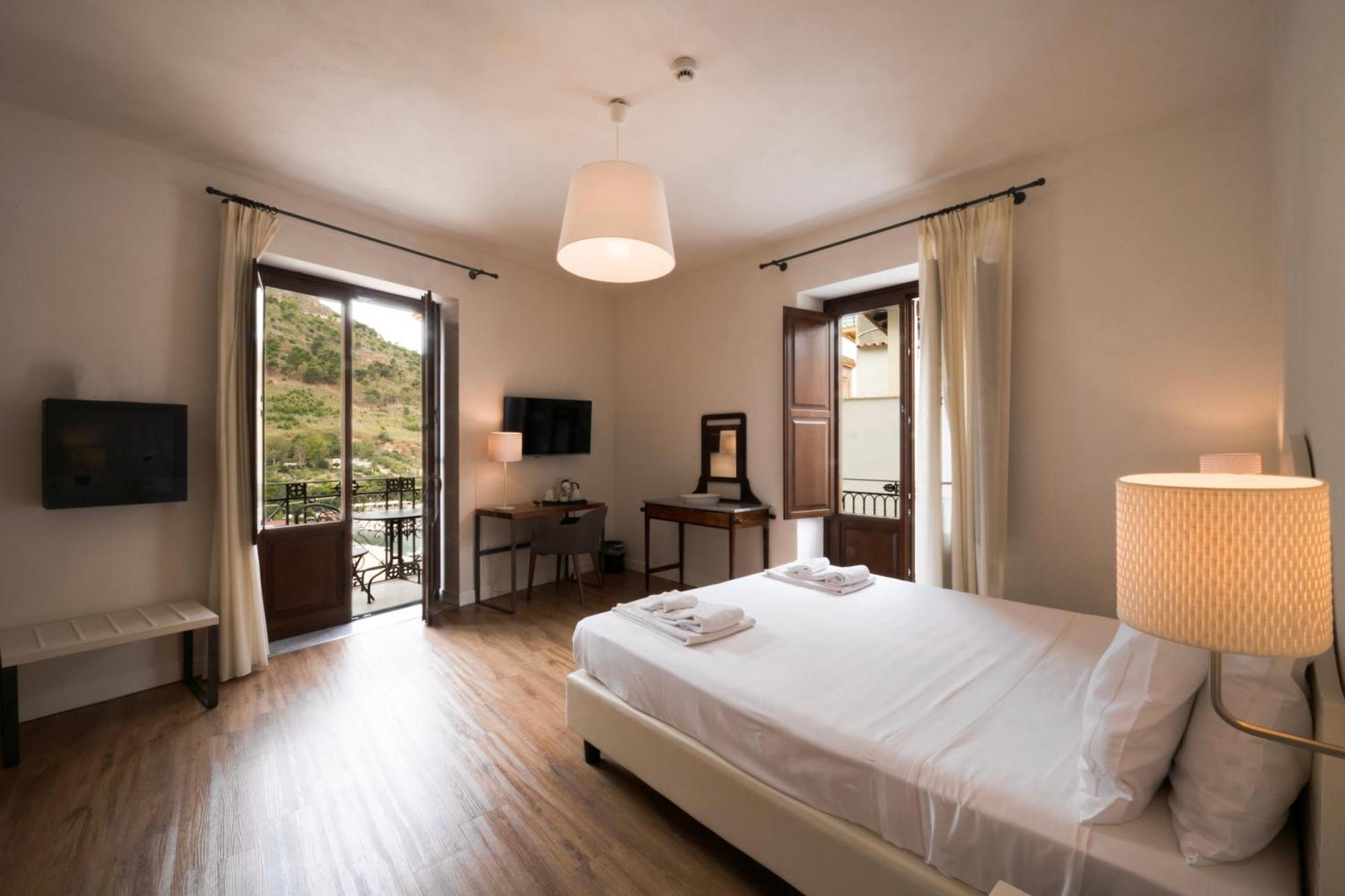 Sopra Le Mura 3*